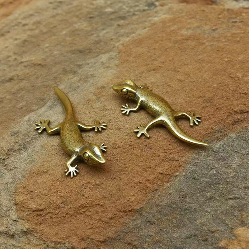 Handmade Bronze Retro Gecko Li - đánh giá và giá Office Desk Tech Accessories