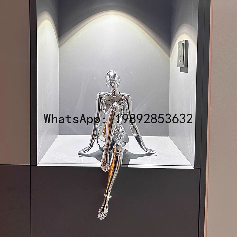 High-end tech-inspired decor f - đánh giá và giá High Tech Office Room